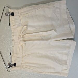 Liverpool | Cream Paper Bag Shorts Size 4/27